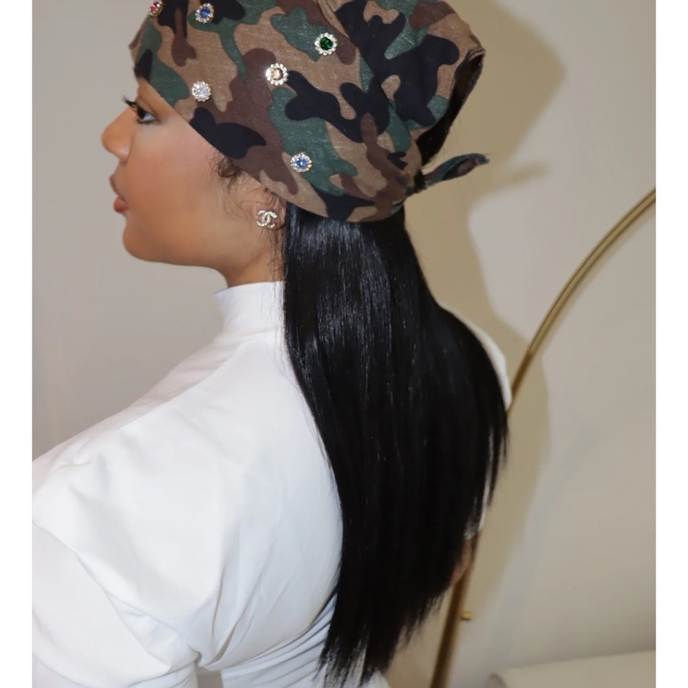 Camouflage Headscarf with Rhinestones diy